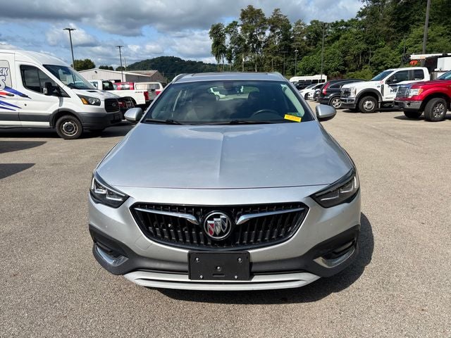 buick regal tourx 2018 W04GU8SXXJ1161344 image buick regal tourx 2018 W04GU8SXXJ1161344 image